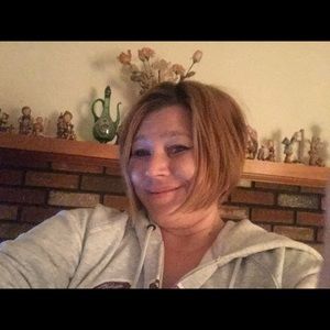 Meet your Posher, Elyse